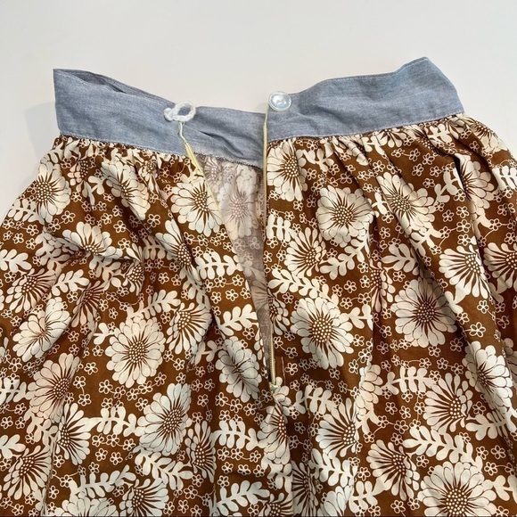 VINTAGE Chambray and Brown Floral Skirt perfect for autumn or fall photos - Picture 4 of 9